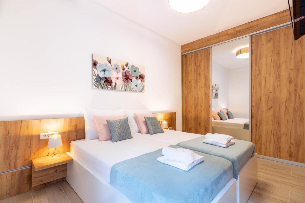 Apartments Fiorello リエカ エクステリア 写真